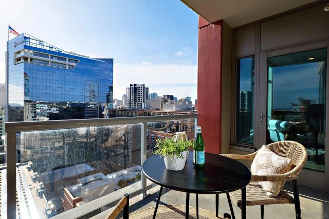 427 9th Ave 1304, San Diego, CA 92101