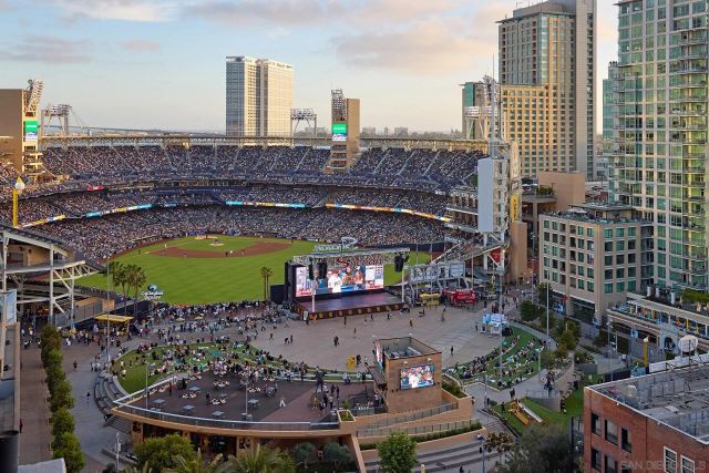 427 9th Ave 1304, San Diego, CA 92101