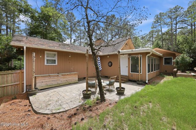 7 Ash Court, Pinehurst, NC 28374