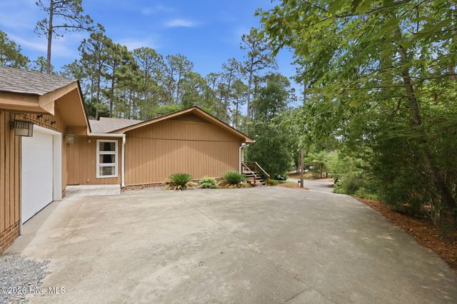 7 Ash Court, Pinehurst, NC 28374