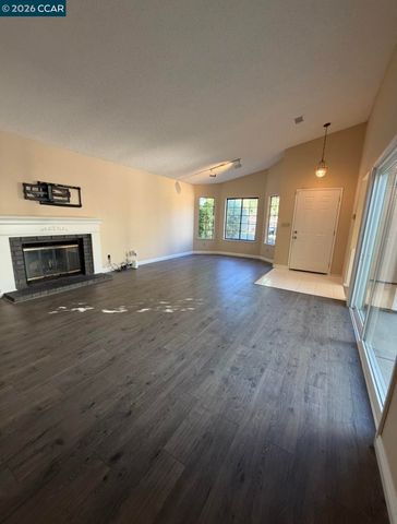 4364 Via Dora Dr, Antioch, CA 94531