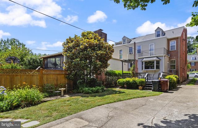 1108 WOODLAWN AVE, Wilmington, DE 19805