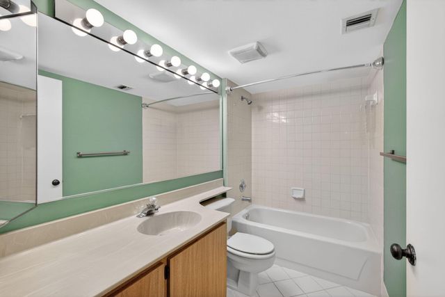 601 Seafarer Circle 504, Jupiter, FL 33477