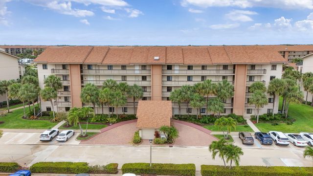 601 Seafarer Circle 504, Jupiter, FL 33477