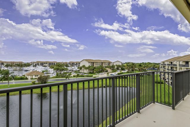 601 Seafarer Circle 504, Jupiter, FL 33477