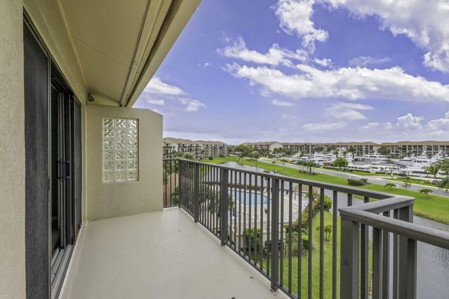 601 Seafarer Circle 504, Jupiter, FL 33477