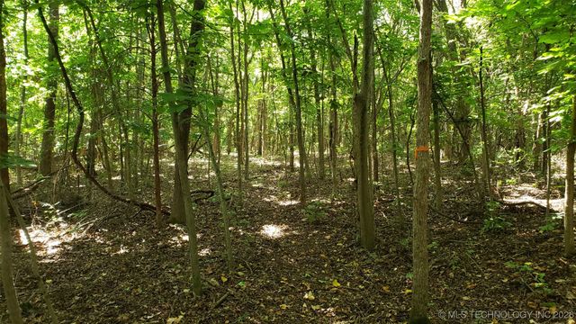 1679 Augustus Road, Canadian, OK 74501