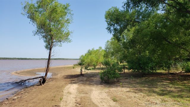 1679 Augustus Road, Canadian, OK 74501