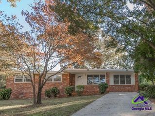 100 Belmont Drive, Warner Robins, GA 31088