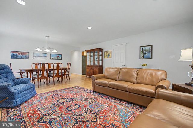 809 MIDSHIP CT, Annapolis, MD 21401