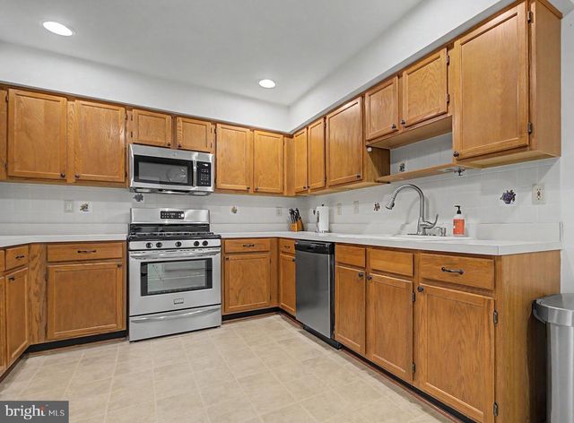 809 MIDSHIP CT, Annapolis, MD 21401