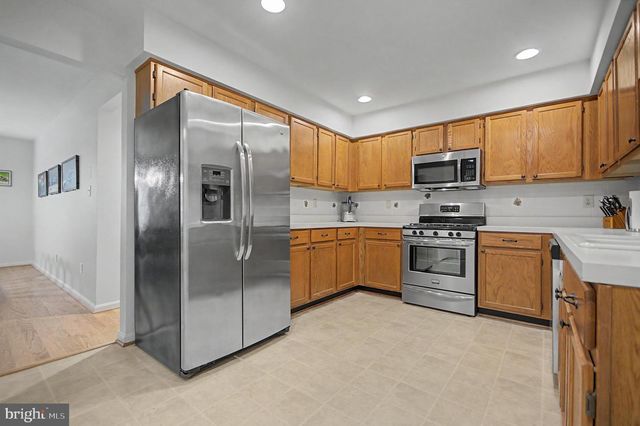 809 MIDSHIP CT, Annapolis, MD 21401