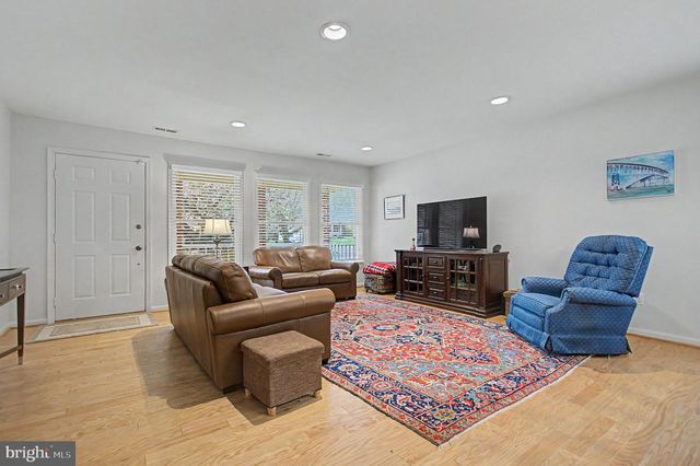 809 MIDSHIP CT, Annapolis, MD 21401
