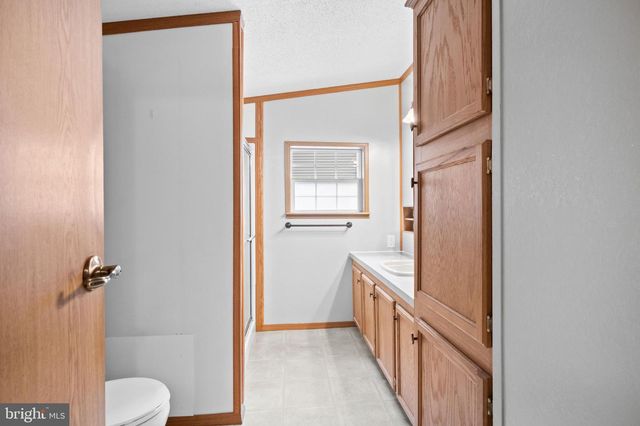 707 HILLSIDE DR, Gap, PA 17527