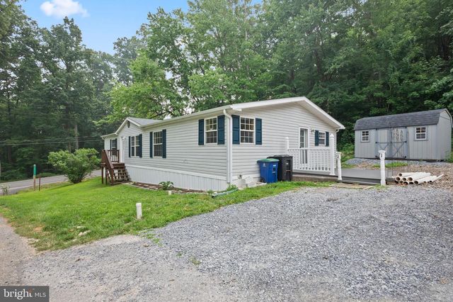 707 HILLSIDE DR, Gap, PA 17527