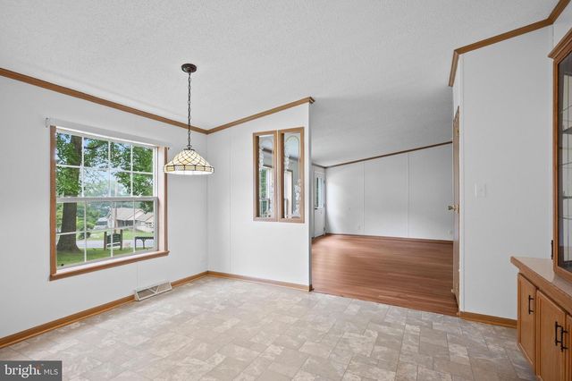 707 HILLSIDE DR, Gap, PA 17527