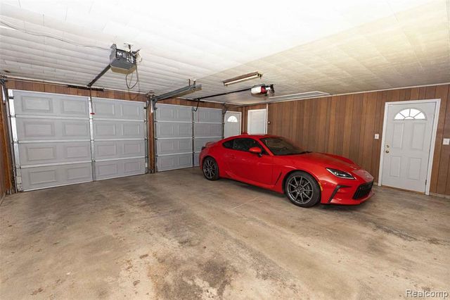 618 Maxine Drive, Davison, MI 48423