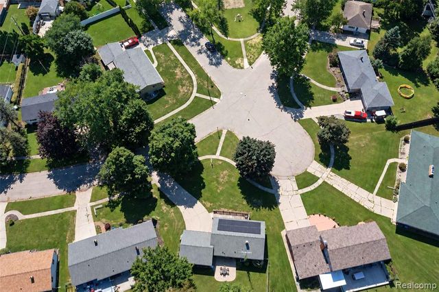 618 Maxine Drive, Davison, MI 48423