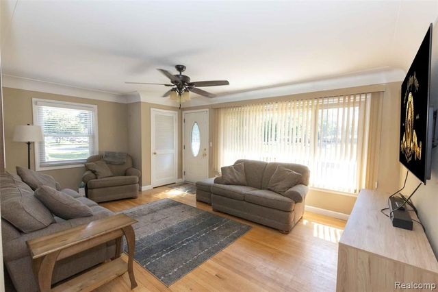 618 Maxine Drive, Davison, MI 48423