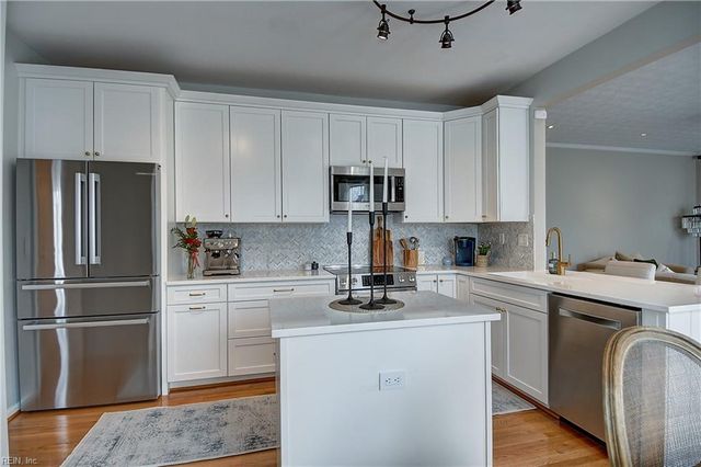 2689 Pleasant Acres DR, Virginia Beach, VA 23453