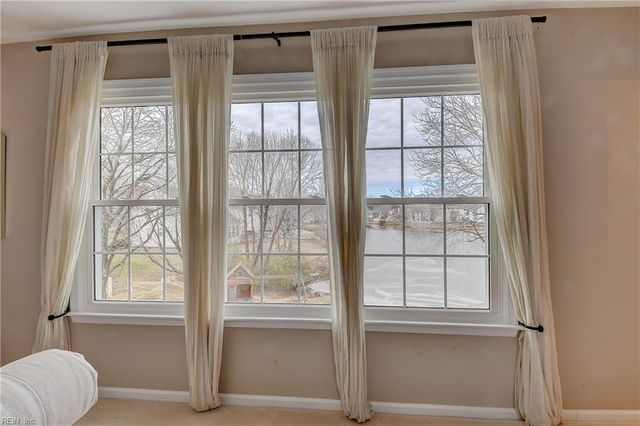 2689 Pleasant Acres DR, Virginia Beach, VA 23453