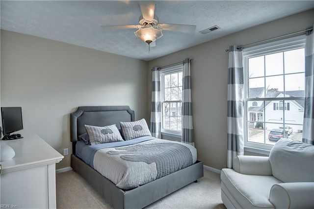 2689 Pleasant Acres DR, Virginia Beach, VA 23453