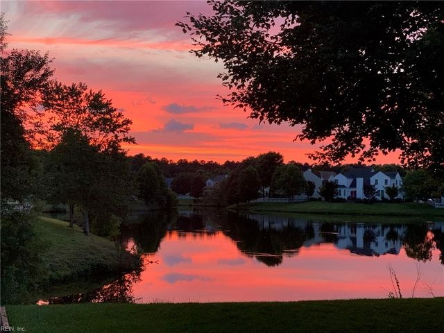 2689 Pleasant Acres DR, Virginia Beach, VA 23453