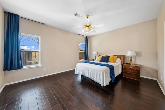 7307 Fossil Hill Drive, Arlington, TX 76002