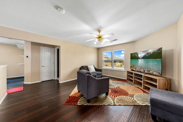 7307 Fossil Hill Drive, Arlington, TX 76002