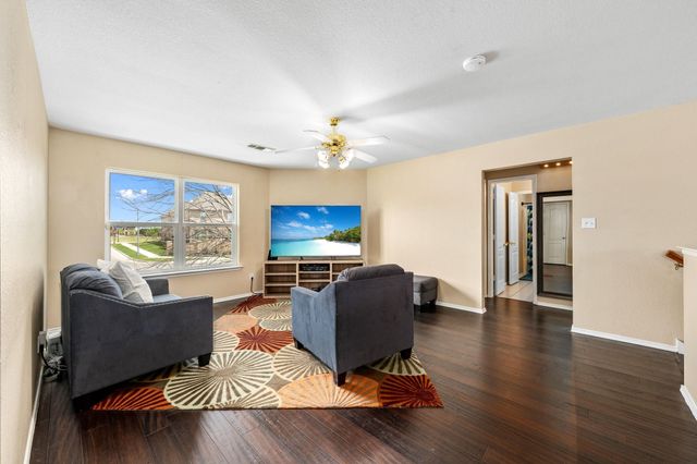 7307 Fossil Hill Drive, Arlington, TX 76002