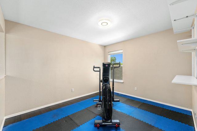 7307 Fossil Hill Drive, Arlington, TX 76002