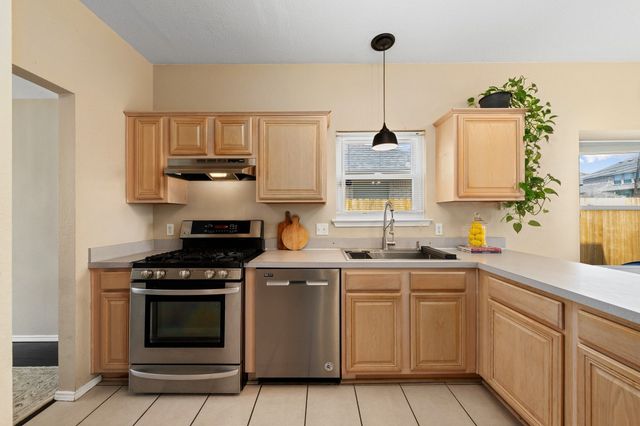 7307 Fossil Hill Drive, Arlington, TX 76002