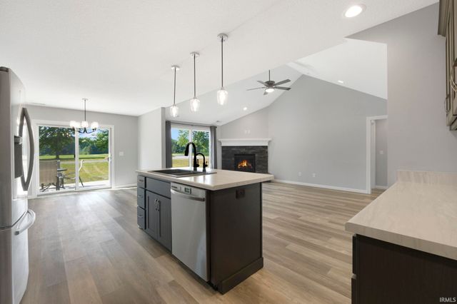 451 Rockwell Avenue, Roanoke, IN 46783