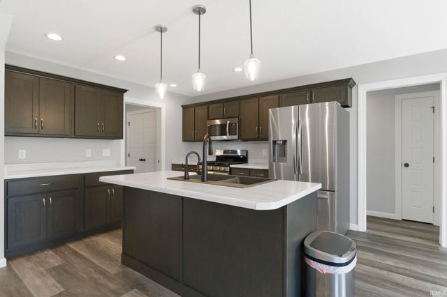 451 Rockwell Avenue, Roanoke, IN 46783