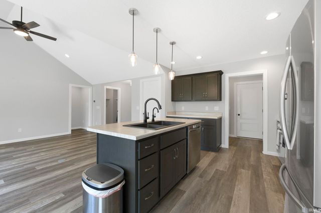 451 Rockwell Avenue, Roanoke, IN 46783