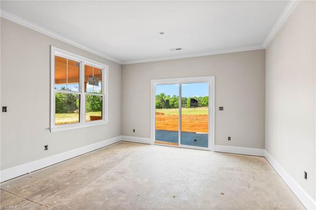 184 Armsworthy Road, Advance, NC 27006
