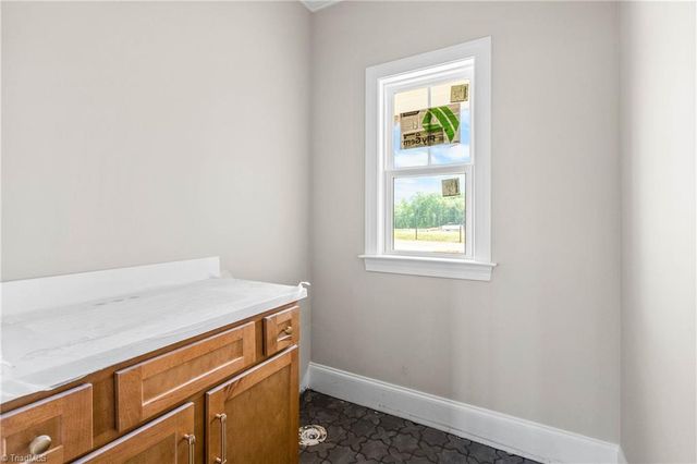 184 Armsworthy Road, Advance, NC 27006