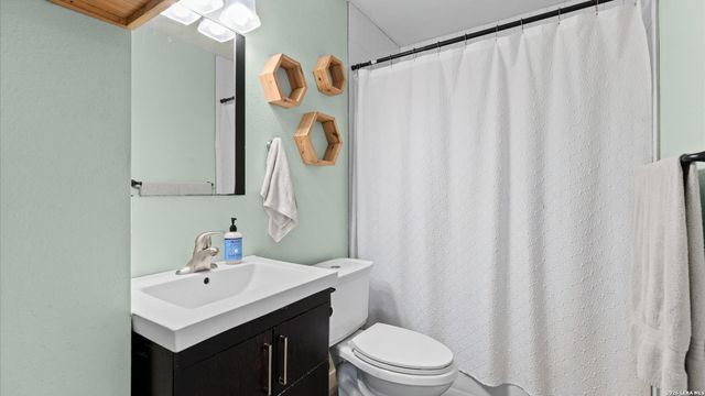 1025 Williamsburg, Schertz, TX 78154