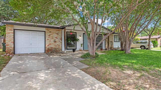 1025 Williamsburg, Schertz, TX 78154