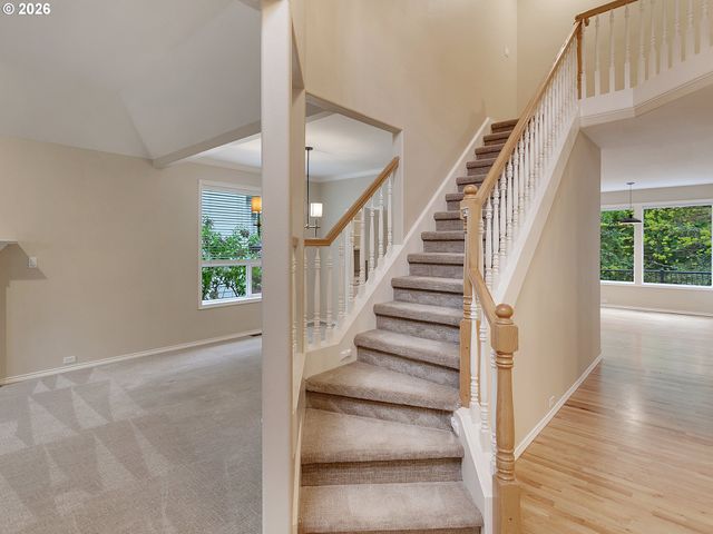 6301 Sw FLOWER St, Portland, OR 97221