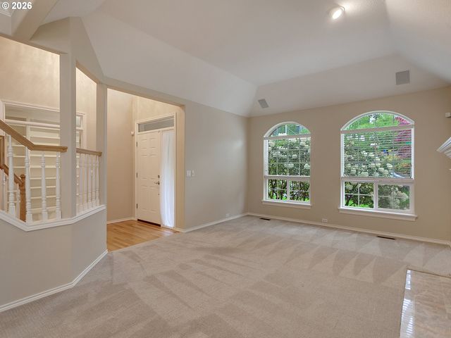 6301 Sw FLOWER St, Portland, OR 97221