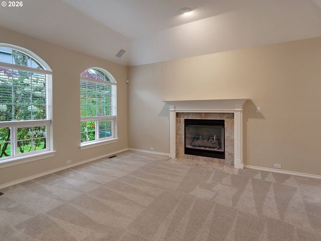 6301 Sw FLOWER St, Portland, OR 97221