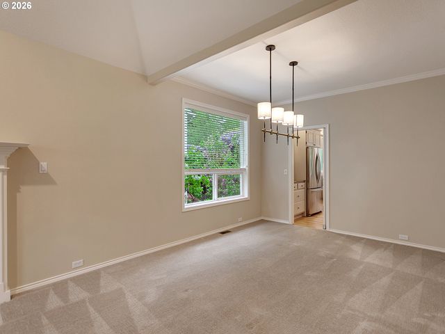 6301 Sw FLOWER St, Portland, OR 97221