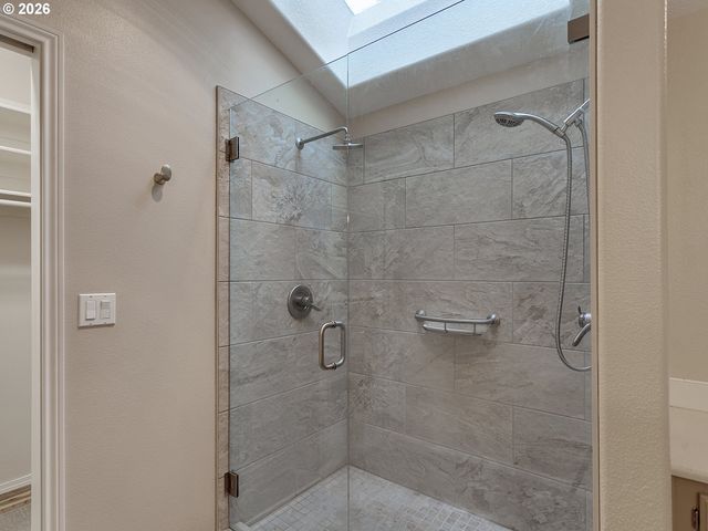 6301 Sw FLOWER St, Portland, OR 97221