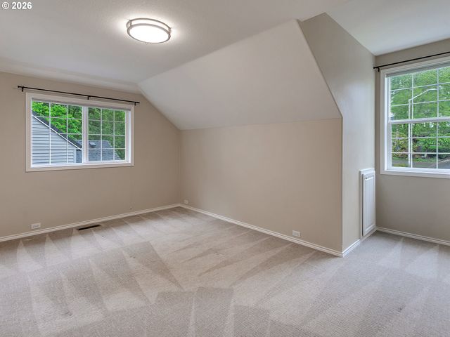 6301 Sw FLOWER St, Portland, OR 97221