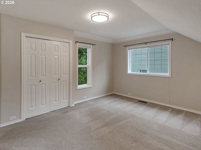 6301 Sw FLOWER St, Portland, OR 97221