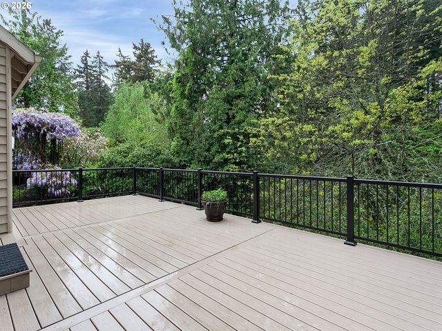 6301 Sw FLOWER St, Portland, OR 97221