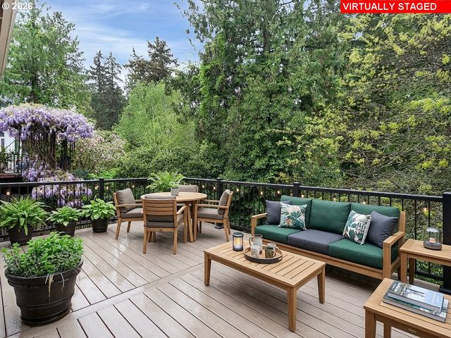 6301 Sw FLOWER St, Portland, OR 97221