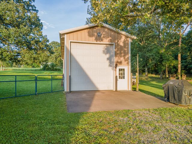 4955 Highway 70, W, Dickson, TN 37055