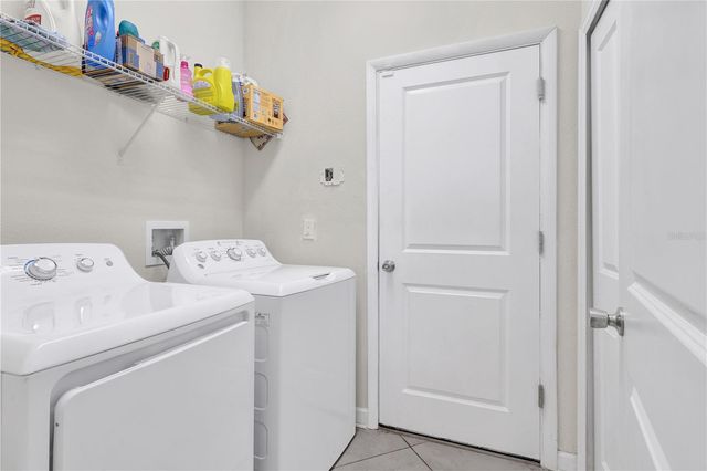3541 BELLAND CIRCLE C, Clermont, FL 34711